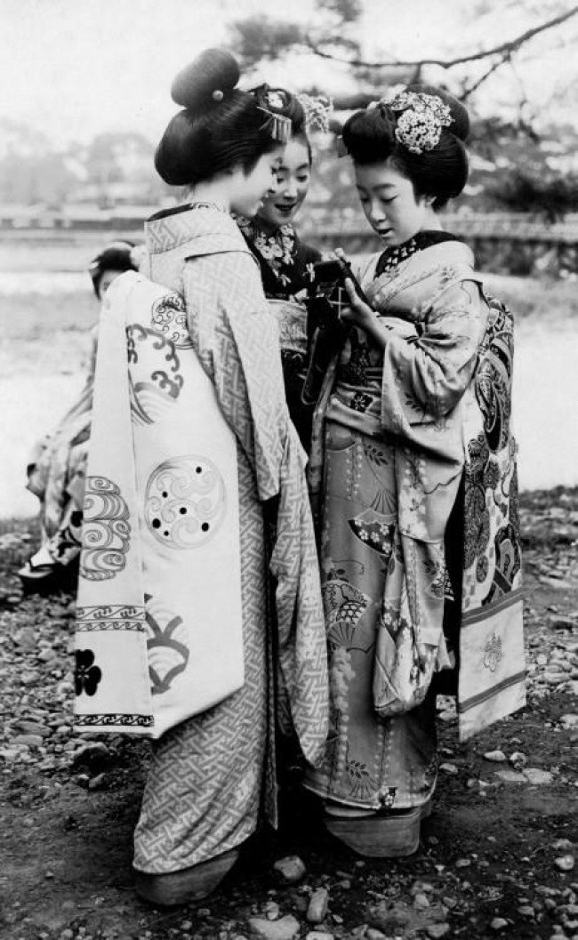 Gheise, Japonia, 1920